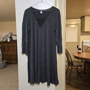 Vanity brand grey soft & stretchy v-neck dress size large in great condition